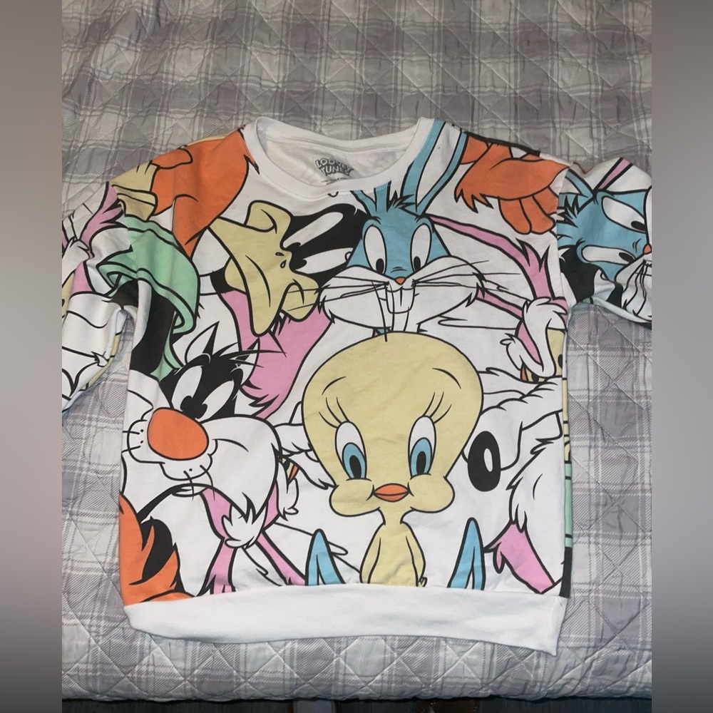 Adorable Looney Tunes Sweatshirt Women’s M Worn Once